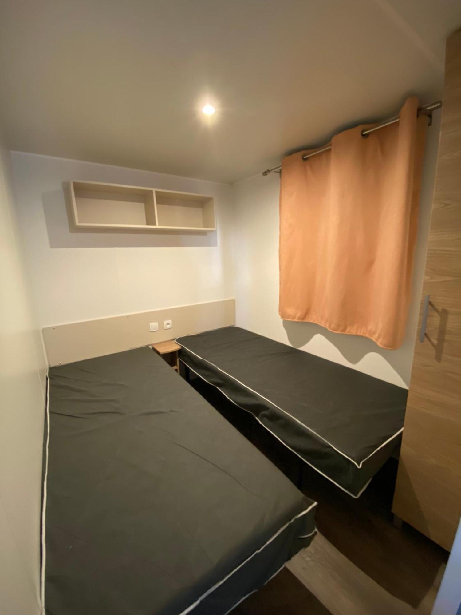 Mobhilomme La Carabasse Hotel Виас Екстериор снимка